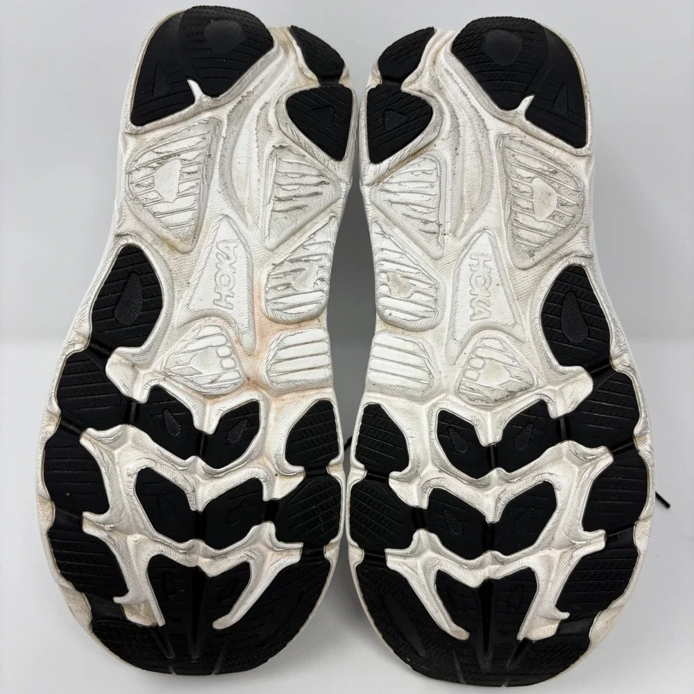 Hoka Clifton 10 Women's Size 9.5 Black White Running Shoes (1162031 BWHT)